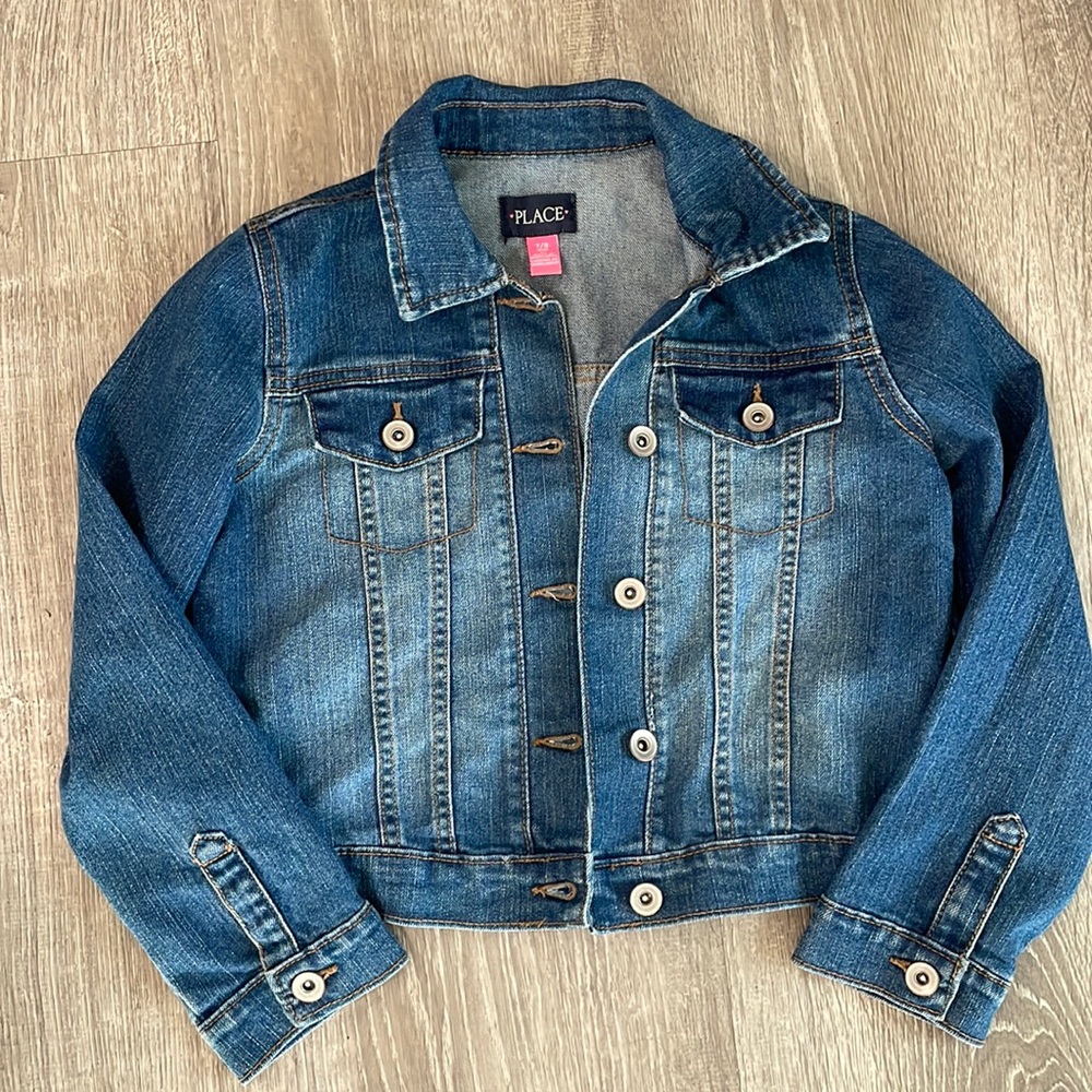 💙EUC Children’s Place denim jacket. Size 7/8.